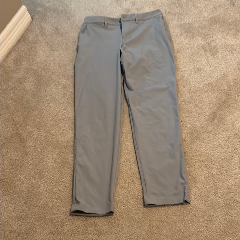 Lululemon Light Gray athleasure Chinos 30 inch waste barely worn
